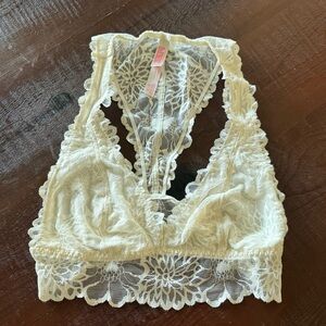 Victoria’s Secret beautiful bralette size Small